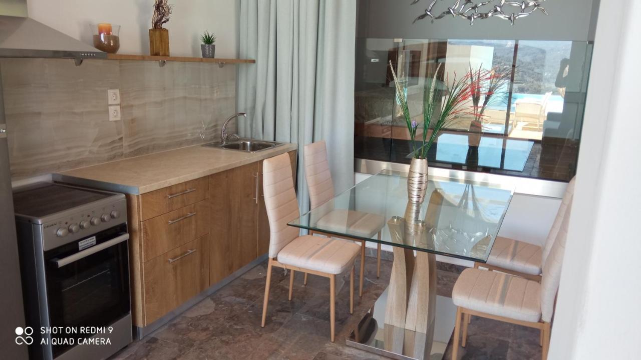 Zeus Throne Hotel apartamentowy *