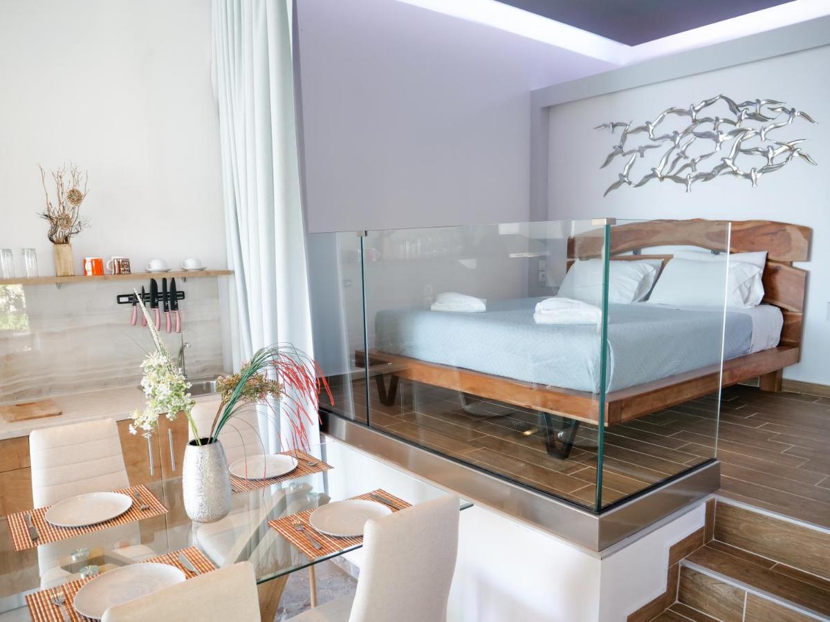 Hotel apartamentowy Zeus Throne Afión
