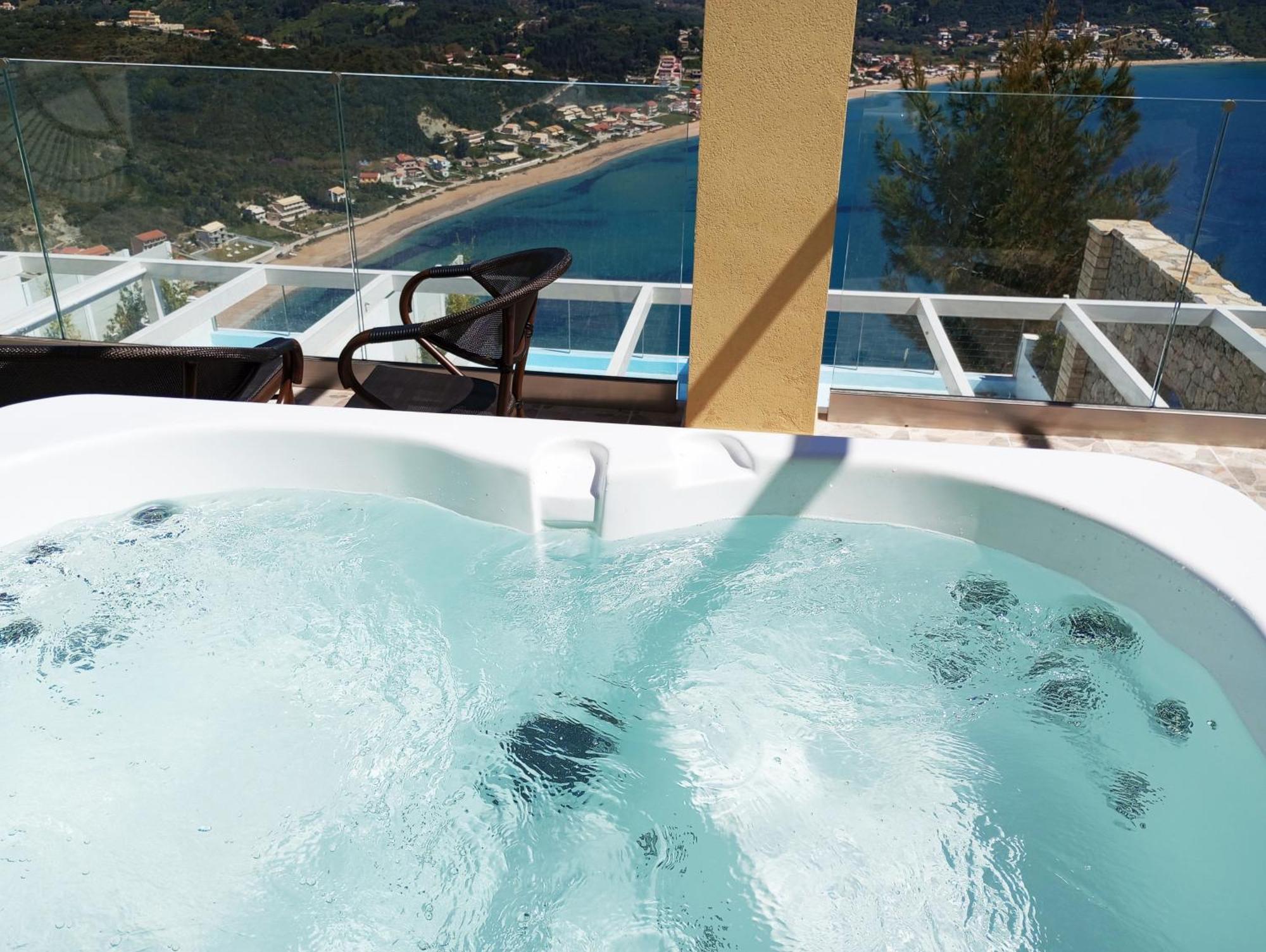 Zeus Throne Hotel apartamentowy