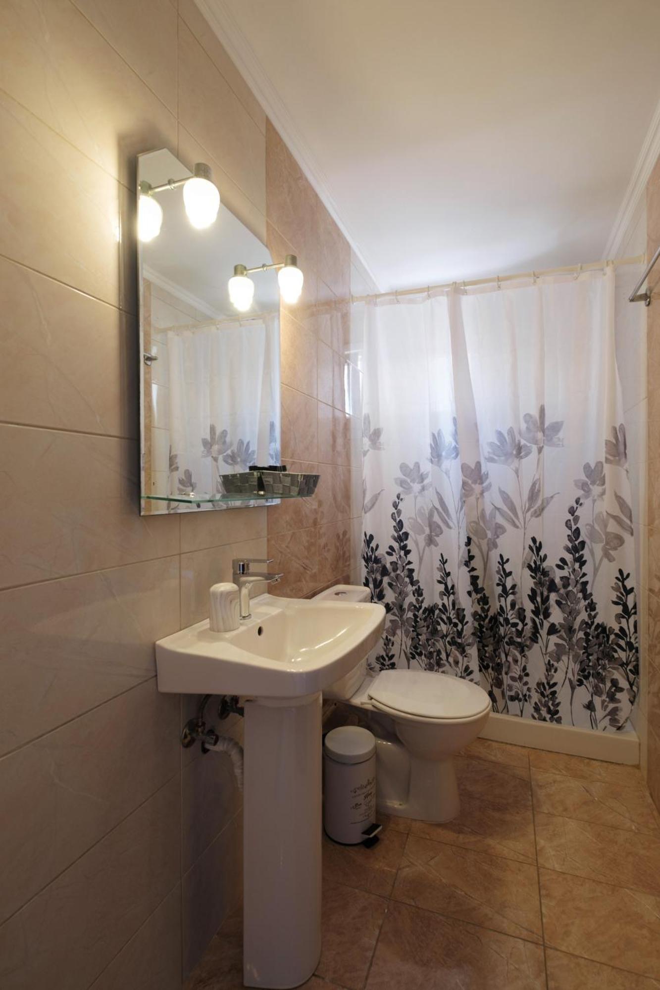 Zeus Throne Hotel apartamentowy *